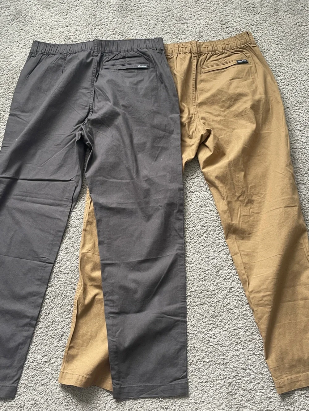 Lot of 2 Eddie Bauer Mens 34x30 Stretch Chino Pants Elastic Waist Brown Charcoal